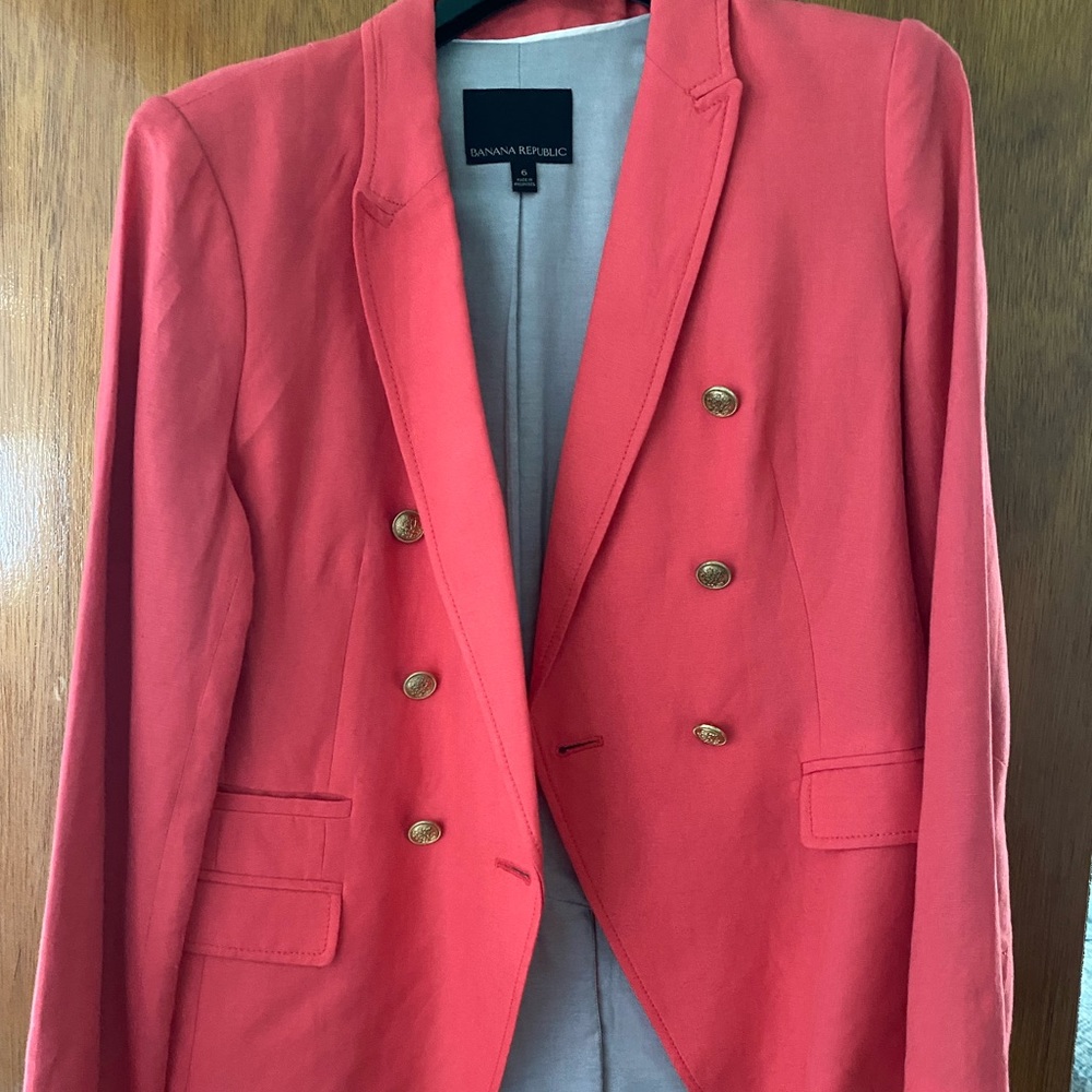 Banana Republic Coral Linen Blazer size 6